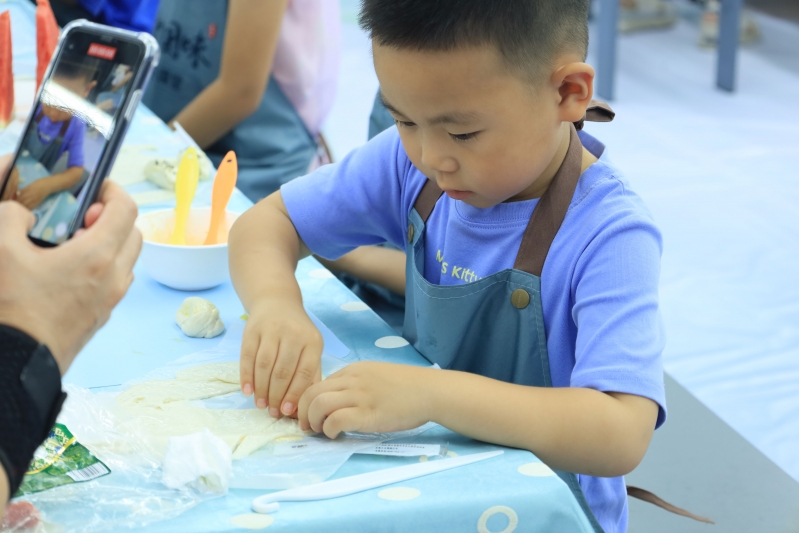 国民家电倡领绿色健康生活方式 格兰仕“宇宙厨房”烹饪课堂暑期人气更旺插图